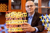 Giáo sư Omar Yaghi: Khoa học là "lực bình đẳng hóa"