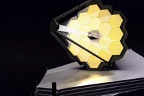 AI sửa ảnh mờ do Kính viễn vọng không gian James Webb chụp