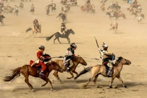 Kế sách tàn khốc giúp Thành Cát Tư Hãn hạ kinh đô triệu dân