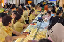 Xử lý thế nào khi khách hàng lỡ mua vàng SJC “lậu”?