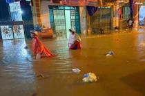 Lũ lớn trên sông suối tại Lào Cai, nhiều thủy điện xả lũ