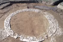 Đài tưởng niệm La Mã hiếm bất ngờ lộ diện ở Đức