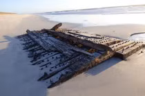 Xác tàu đắm gần 250 tuổi hé lộ bí ẩn lịch sử hàng hải