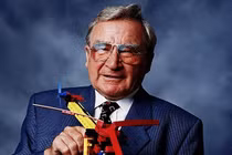 Nhà phát minh sở hữu hơn 1.100 bằng sáng chế, 'vượt mặt' Thomas Edison