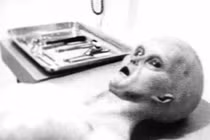 Tranh cãi video khám nghiệm tử thi người ngoài hành tinh ở Roswell