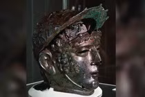 Mũ đồng 'mặt nạ' quý hiếm của đế chế La Mã cổ đại