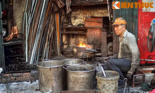 Bí mật chưa từng tiết lộ về phố Lò Rèn trứ danh Hà Nội