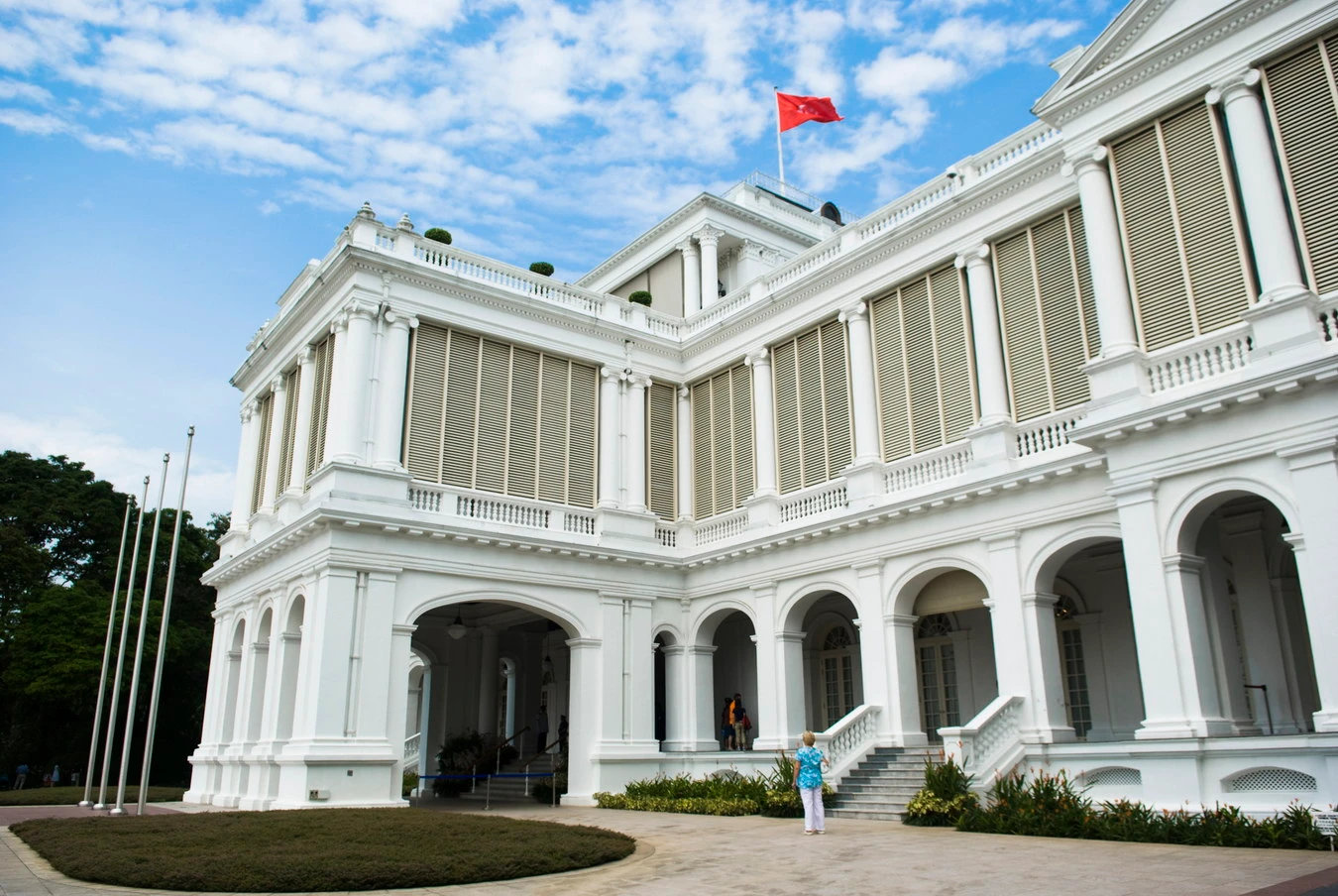 Khám phá tòa dinh thự cổ nổi tiếng nhất Singapore