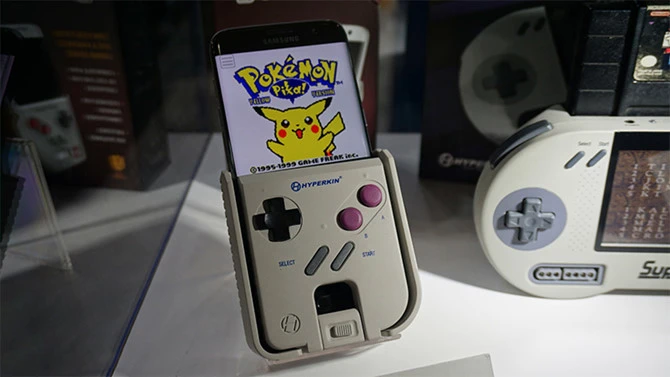 Độc đáo Smart Boy - phụ kiện biến smartphone thành máy Game Boy