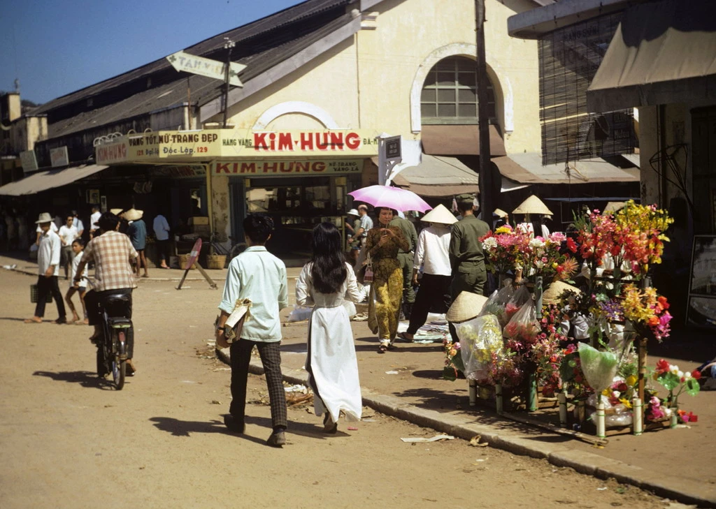 Đời thường ở Đà Nẵng năm 1966-1967 qua ảnh của Ron Holder