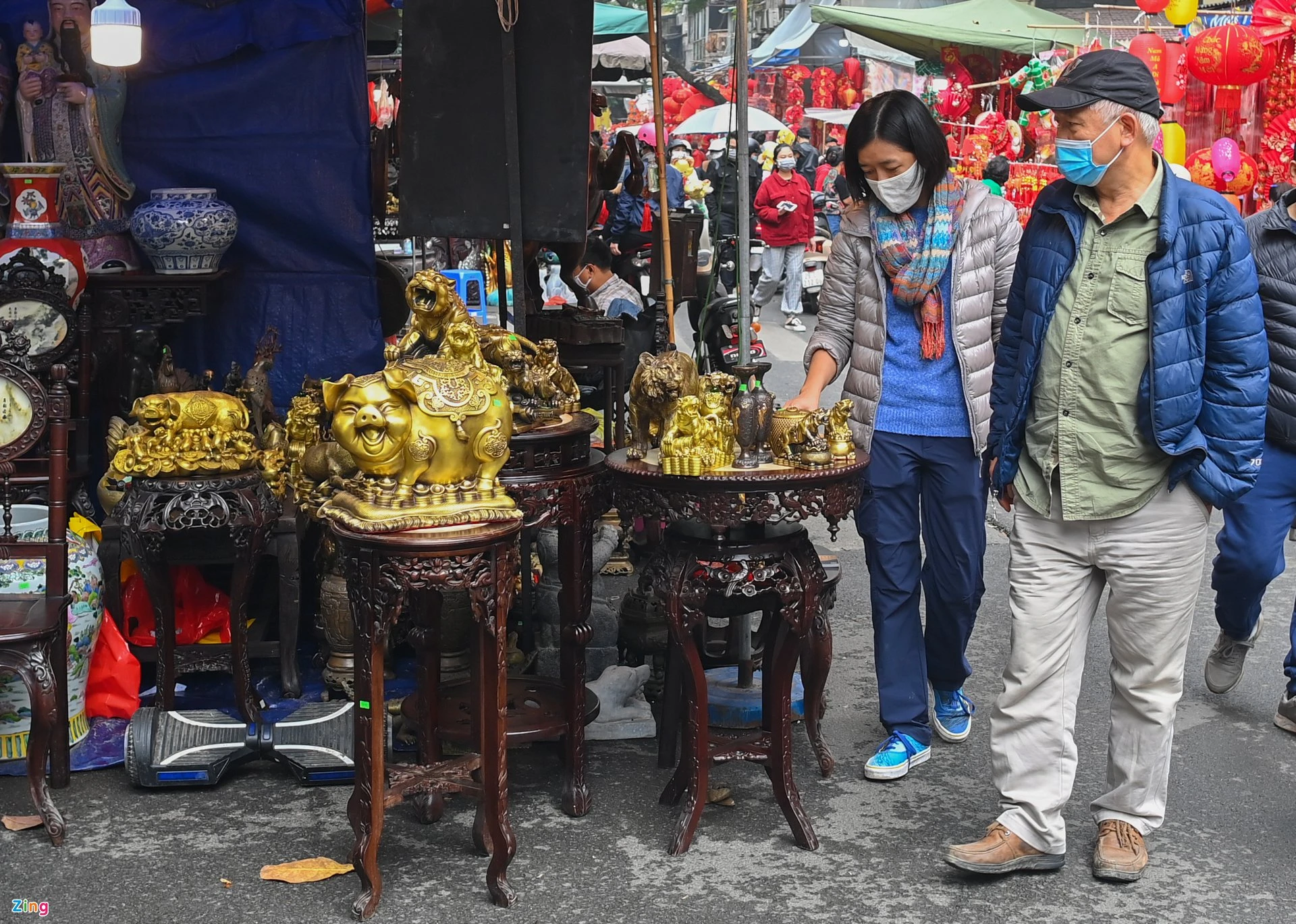 Hổ đồng chạm ngọc giá hàng chục triệu chơi Tết