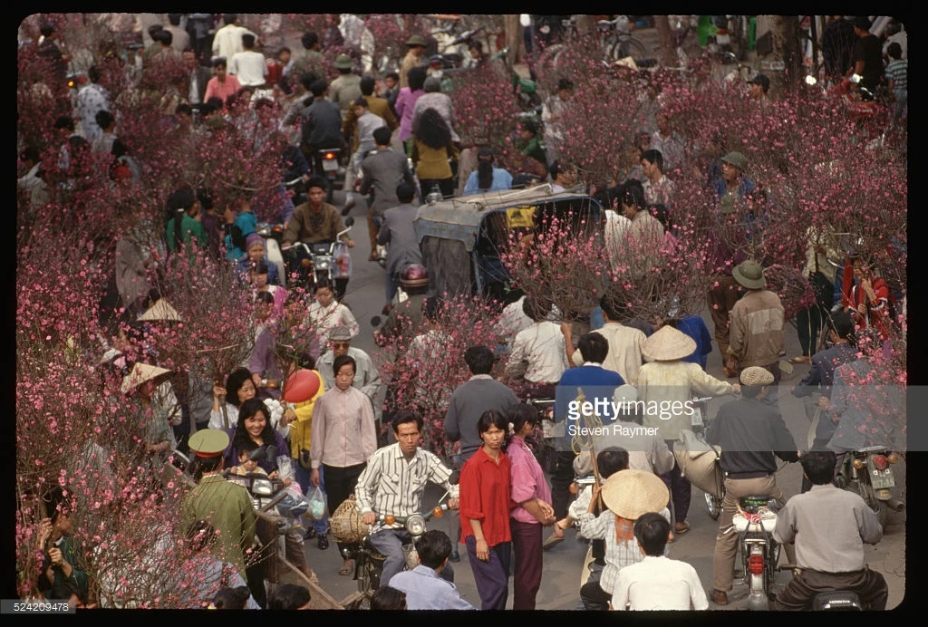 Ảnh độc về Tết Nguyên đán ở Hà Nội năm 1994