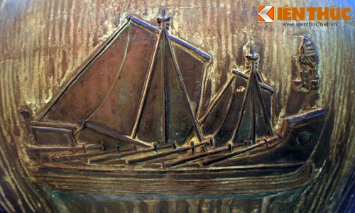 Giải mã hình tượng chiến thuyền trên Cửu Đỉnh nhà Nguyễn