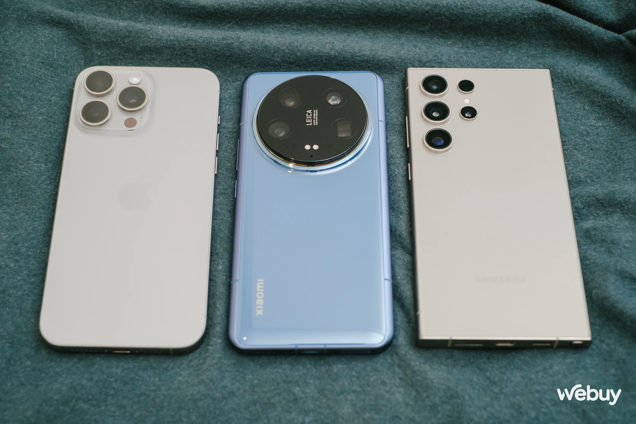 Đo dáng iPhone 15 Pro Max, Galaxy S24 Ultra và Xiaomi 14 Ultra