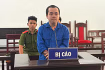 Cưỡng đoạt dây chuyền vàng, nam thanh niên lĩnh 42 tháng tù