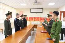Triệt xoá đường dây tổ chức cho người khác trốn đi nước ngoài