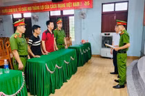 Bắt quả tang ổ nhóm đánh bạc ở Quảng Trị