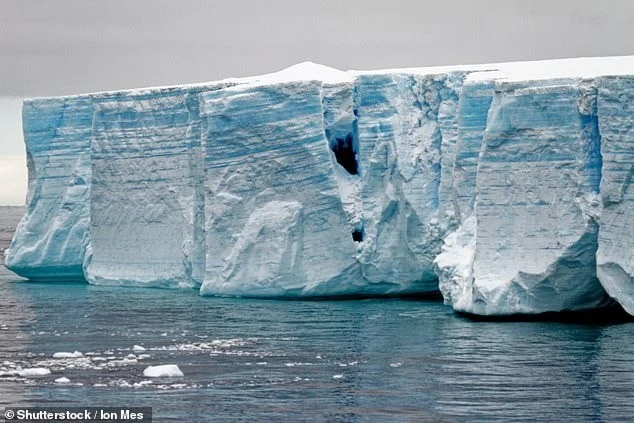 Hơn 50% thềm băng Nam Cực sụp đổ, nhiều thành phố bị nhấn chìm