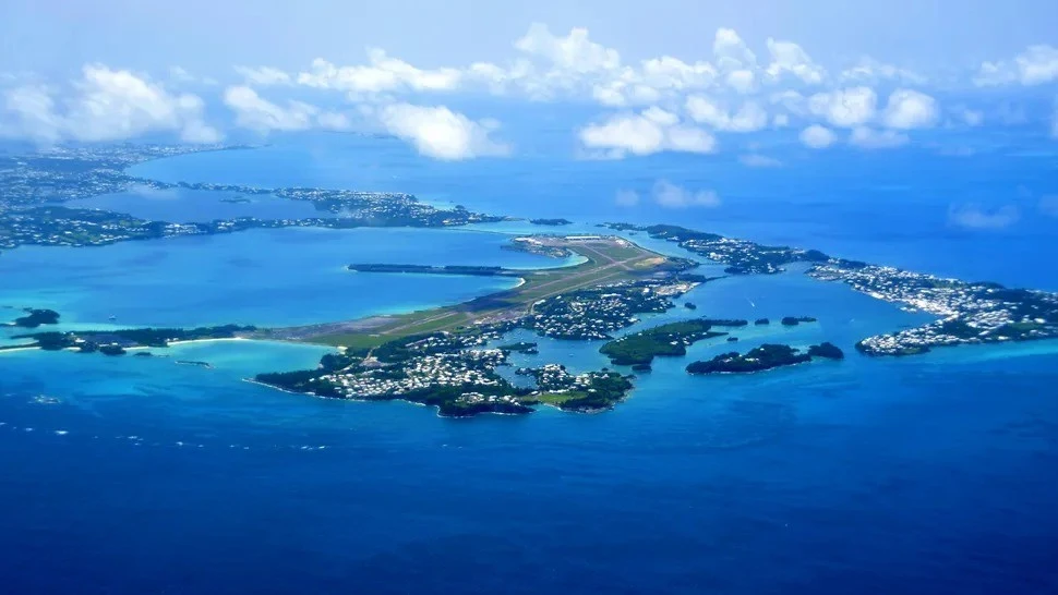 Phát hiện cấu trúc đá 'dị thường' bên dưới quần đảo Bermuda
