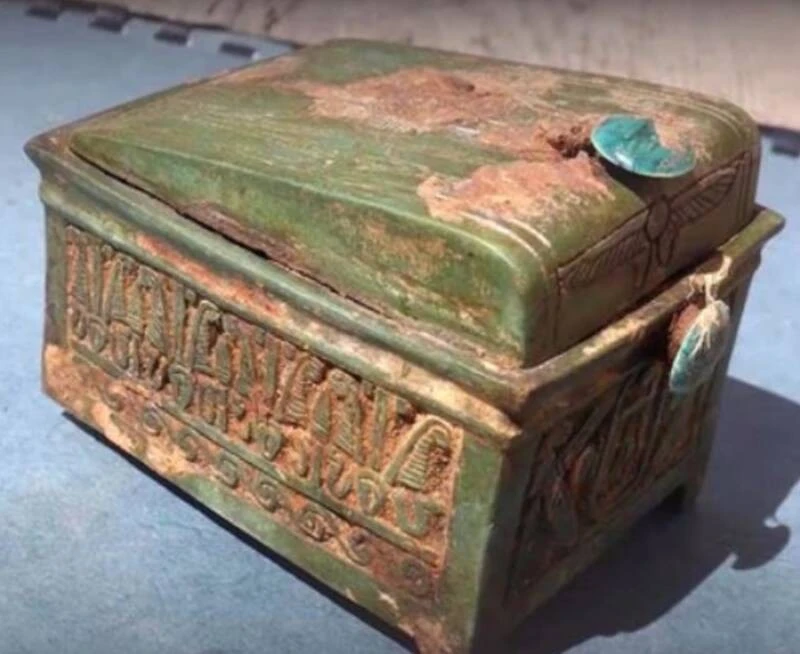Rương đá 3.500 tuổi hé mở manh mối lăng mộ pharaoh Thutmose II