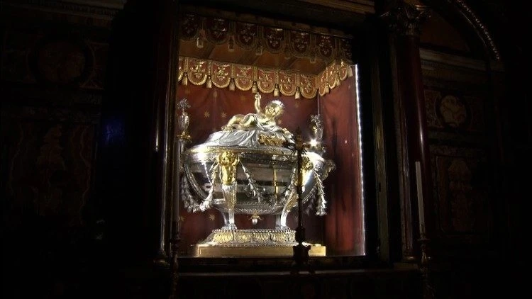 Giải mã di vật từ máng cỏ - nơi Chúa Jesus nằm khi chào đời