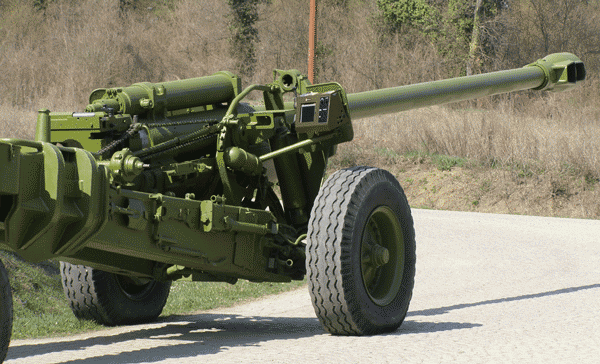 Hoặc nếu như chúng ta “không thích thú” cỡ 155mm chuẩn NATO thì hoàn toàn có thể lựa chọn phương án dùng cỡ 152mm chuẩn Nga để hiện đại hóa M46. Trong ảnh là khẩu M46/85 do Serbia cải tiến trên cơ sở khẩu M46, thay thế với nòng 152mm chuẩn Liên Xô. Nó có thể đạt tầm bắn lên tới 38-40km.