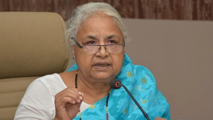 Bà là thành viên của Ủy ban Soạn thảo Hiến pháp năm 2006 và được bổ nhiệm làm Thẩm phán Tòa án Tối cao lâm thời vào năm 2009, rồi trở thành thẩm phán chính thức vào năm sau. Ảnh: IT.