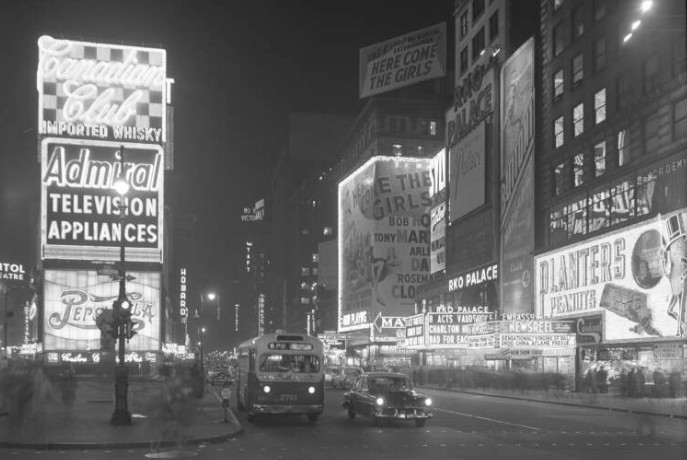 New York về đêm năm 1953.