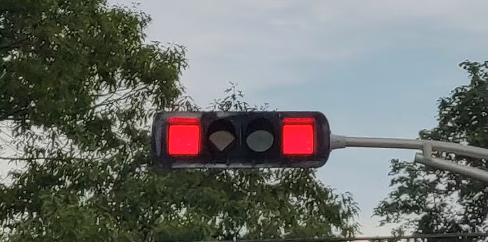 Đèn giao thông ở Đảo Prince Edward ở Canada có nhiều hình dạng khác nhau.