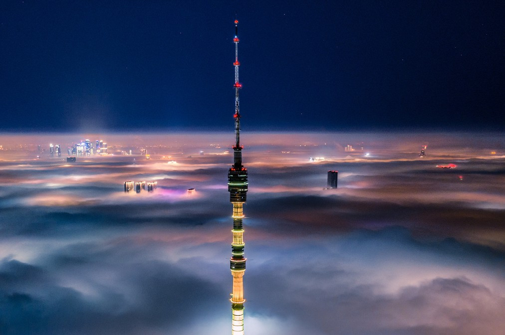 Thủ đô Moscow mang vẻ đẹp tráng lệ, hiện đại với những công trình kiến trúc độc đáo,...