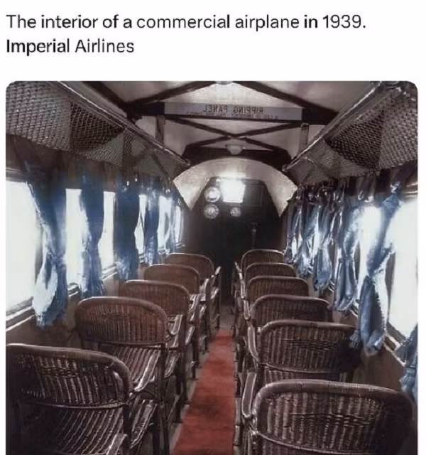 Bên trong một máy bay thương mại vào năm 1939.