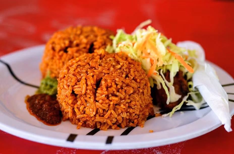 Cơm Jollof là "món ăn quốc dân" của Nigeria. Ảnh: Wikipedia.