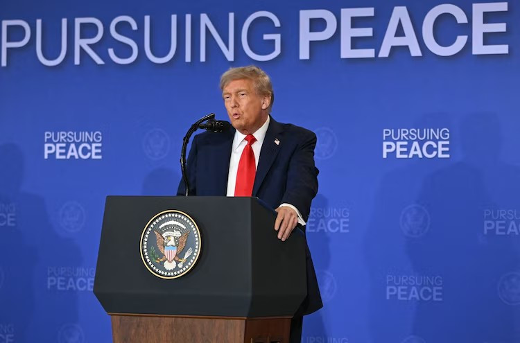 Ông Trump cho biết thêm các cuộc đàm phán đã đánh dấu những tiến triển đáng kể và tái khẳng định điều mà ông mô tả là mối quan hệ bền chặt với Tổng thống Putin. Ảnh: Getty.