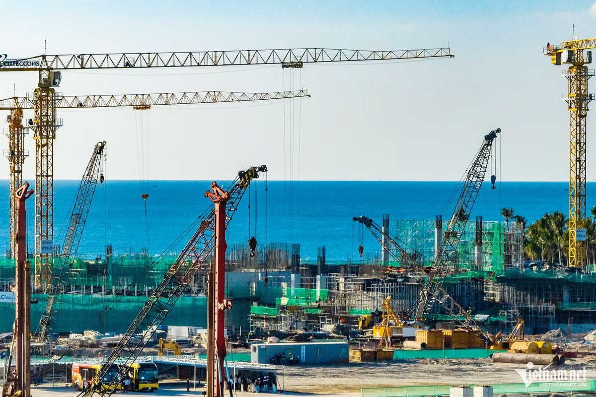 Cũng tại cụm công trình còn có không gian Dinner Show sức chứa lên đến 2.000 chỗ ngồi.