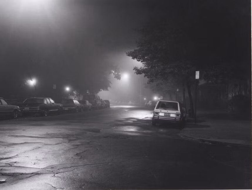 Đường Plaza đầy sương mù vào tháng 10/1983. Ảnh: Bảo tàng Brooklyn.