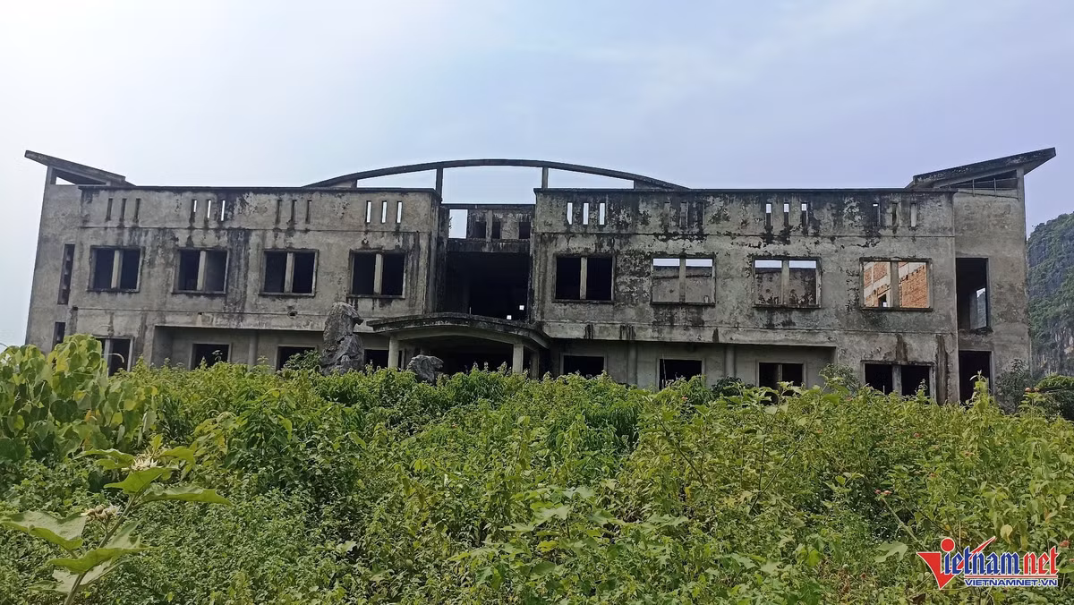 Ngày 11/9/2017, UBND tỉnh Ninh Bình đã đồng ý chủ trương chấm dứt hoạt động dự án đầu tư xây dựng nhà máy xi măng Phú Sơn. Ngoài ra, UBND tỉnh cũng giao Ban quản lý các Khu công nghiệp chủ trì, phối hợp với các sở, UBND huyện Nho Quan và các ban ngành có liên quan triển khai thủ tục chấm dứt hoạt động dự án, thu hồi giấy chứng nhận đầu tư, thu hồi đất...