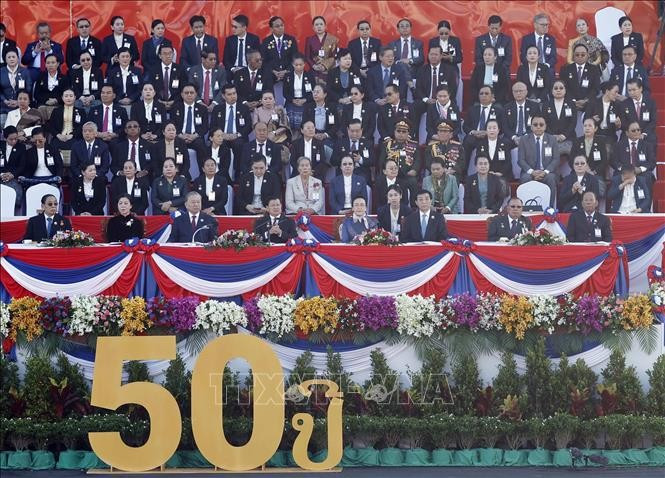 Tổng Bí thư Tô Lâm và Phu nhân cùng các đại biểu dự Lễ kỷ niệm 50 năm Quốc khánh Lào và 105 năm Ngày sinh Chủ tịch Kaysone Phomvihane. Ảnh: Thống Nhất/TTXVN