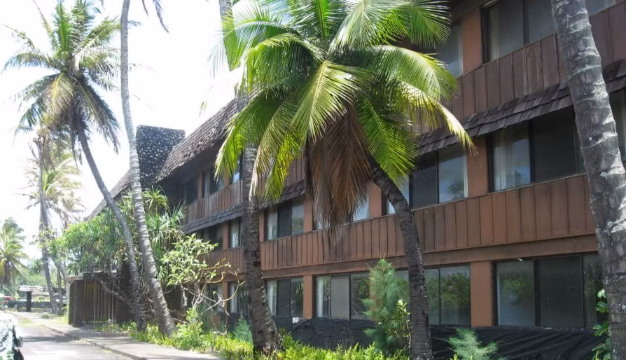 Tọa lạc tại Wailua trên đảo Kauai của Hawaii, khu nghỉ dưỡng Coco Palms từng là một trong những khách sạn nổi tiếng nhất nước Mỹ. Ảnh: Wikimedia Commons.