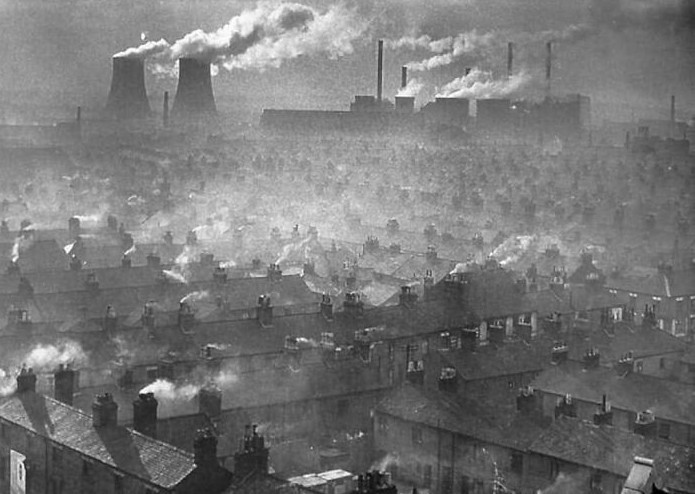 Leicester, Anh, những năm 1950 khi than đá là nguồn năng lượng số một.