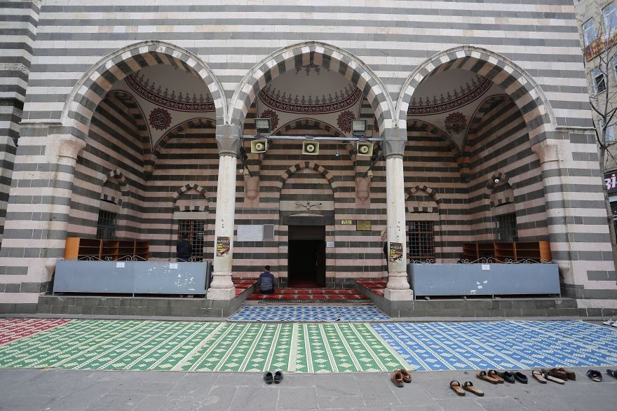 Nhà thờ Hồi giáo Nebi ở Diyarbakır.