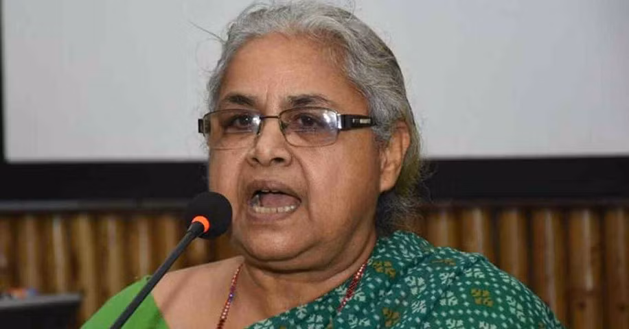 Bà Karki bắt đầu sự nghiệp của mình với tư cách là một giáo viên trước khi bước vào ngành Tư pháp. Ảnh: Daily Herald.