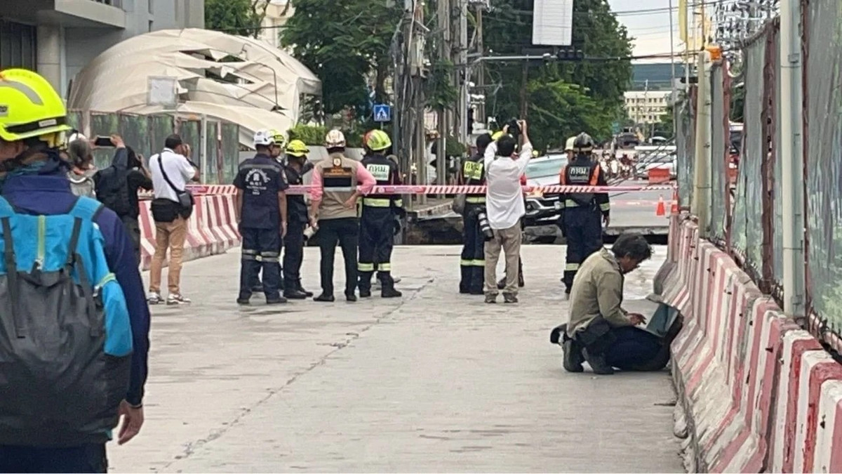 Lúc 7h40 sáng 24/9, Văn phòng Quận Dusit xác nhận đã phong tỏa giao thông tại ngã tư Bệnh viện Vajira-Sanghi và các tuyến đường lân cận. Ảnh: FB.