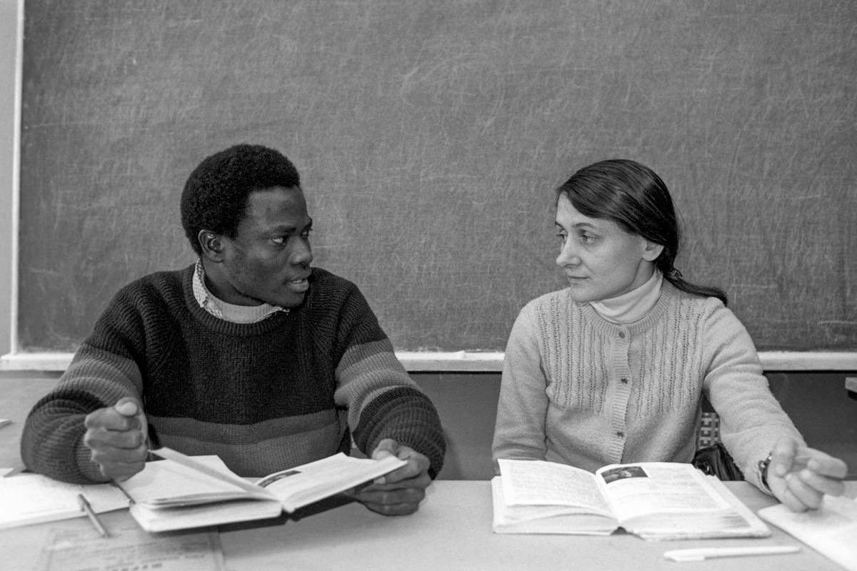 Sinh viên quốc tế theo học tại một trường đại học ở Moscow năm 1985.