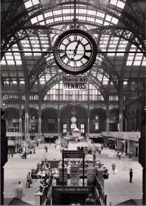 Bên trong nhà ga Penn cách đây nhiều năm trước. Theo ATI, nhà ga này đã đóng cửa vào năm 1963 vì hành khách giảm và chi phí bảo trì tòa nhà tốn kém vào thời điểm đó.