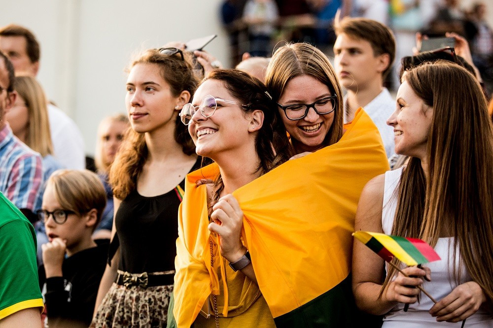 Theo báo cáo Hạnh phúc thế giới năm 2024, Litva là “quốc gia hạnh phúc nhất trên thế giới dành cho trẻ em và những người dưới 30 tuổi”. Ảnh: LT.