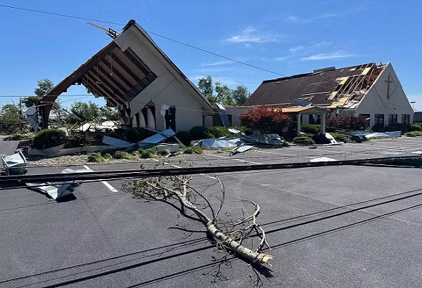 Được biết, các nạn nhân thiệt mạng trong độ tuổi từ 25 đến 76, trong đó có ít nhất 12 người ở độ tuổi 60 và 70. Một trong những người tử vong được xác định là Thiếu tá Roger Leslie Leatherman thuộc Sở Cứu hỏa Quận Laurel. Ảnh: WKU.