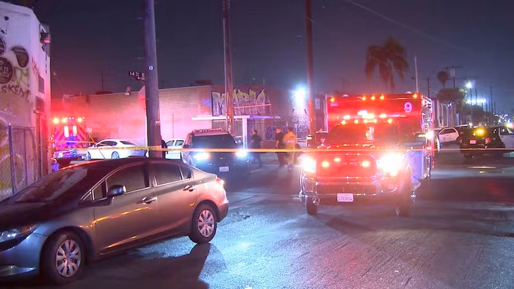 Cảnh sát cho biết thêm 8 nạn nhân trúng đạn đều là người lớn. Một trong những người bị thương đang trong tình trạng nguy kịch. Ảnh: ABC News.