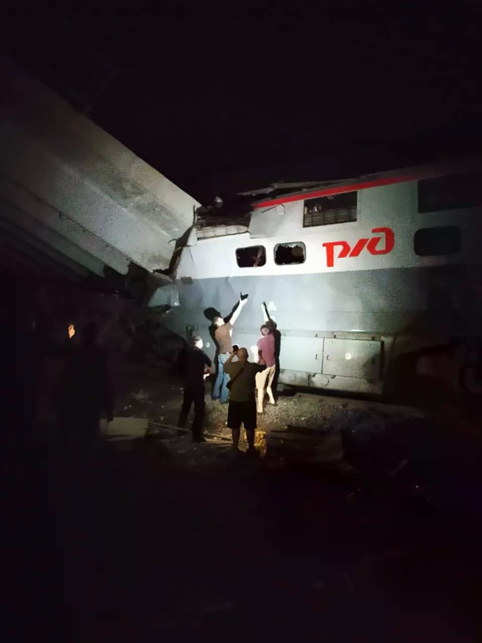 Một trung tâm tạm trú được thiết lập tại trường học ở Vygonichi để tiếp nhận những người bị nạn. Ảnh: Telegram.