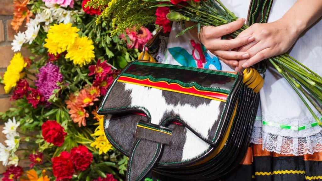 Các lễ hội ở Colombia nổi tiếng với sắc màu và âm nhạc đặc sắc. Lễ hội Carnival Barranquilla là một trong những sự kiện văn hóa lớn và được mong đợi nhất trong năm ở Colombia.