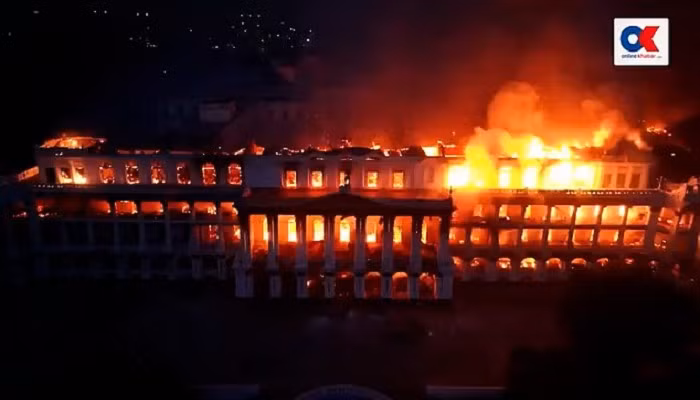 Lệnh cấm (mạng xã hội) đã được dỡ bỏ nhưng tình trạng hỗn loạn chưa kết thúc. Những ngày qua, thủ đô Kathmandu của Nepal chìm trong khói lửa khi người biểu tình phóng hỏa nhiều tòa nhà chính phủ, Quốc hội và tư dinh của các chính trị gia,..Ảnh: DM.